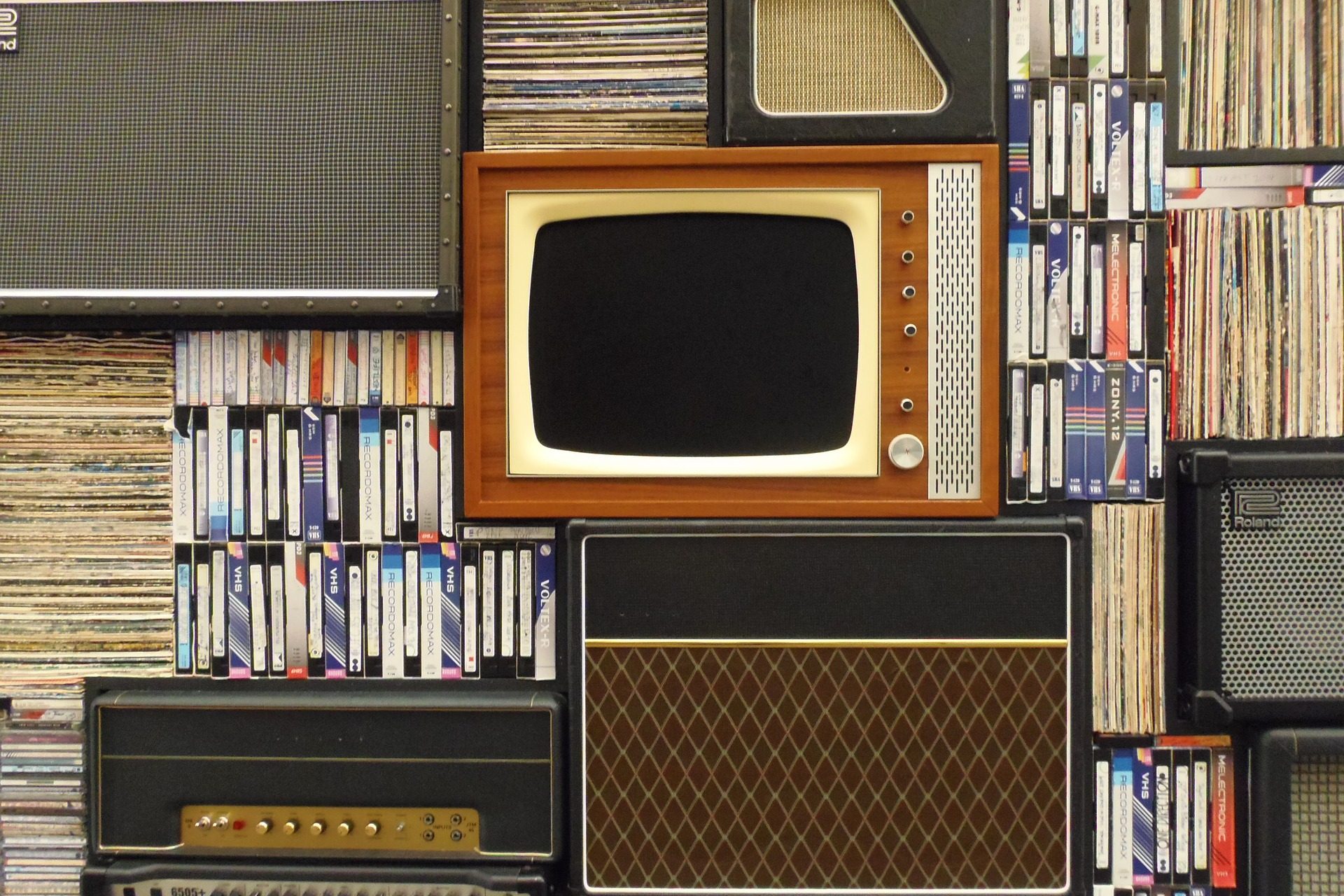 old-tv-1149416_1920